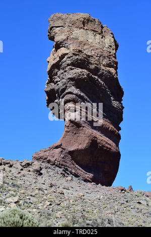 Avis de Roque Cinchado et le Mont Teide dans le parc national du Teide à Tenerife Banque D'Images
