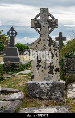 Carran église médiévale dans le comté de Clare, Irlande Banque D'Images