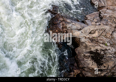 L'érosion de l'eau dans la rivière Spokane Banque D'Images