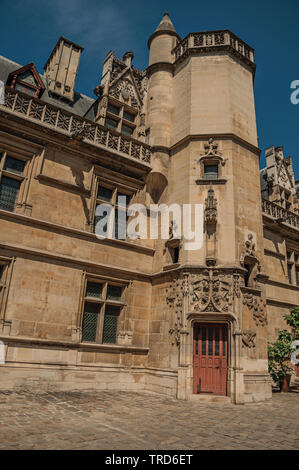 Façade gothique du Musée de Cluny, avec une collection de l'art médiéval à Paris. L'un des plus impressionnants du monde centre culturel en France. Banque D'Images