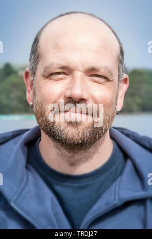 Homme barbu à l'extérieur, portrait, Allemagne Banque D'Images