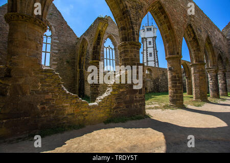 Ruine de l'église à Pointe de St-Mathieu, France, Bretagne Banque D'Images