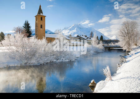 L'église Saint-Laurent à Sils, Suisse, Grisons, Haute-engadine, Sils Banque D'Images