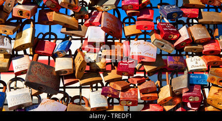 L'amour des verrous sur pont Hohenzollern, Allemagne, Berlin, Cologne Banque D'Images