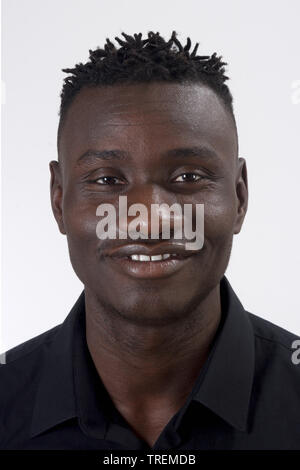 Portrait d'un homme africain face,sur fond blanc Banque D'Images