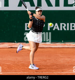 Bianca Andreescu en provenance du Canada au cours de l'Open de France 2019 Tournoi de tennis du Grand Chelem à Roland Garros, Paris, France. Banque D'Images