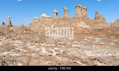 Concrétions de sel dans le site Dallol dépression Danakil en Ethiopie, l'Afrique. Banque D'Images