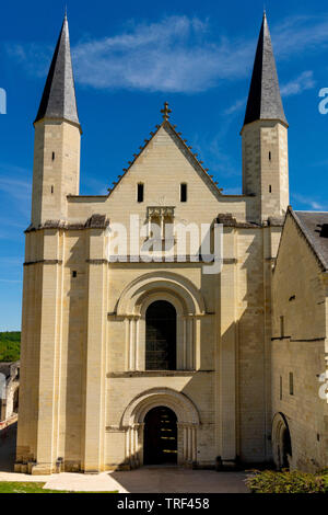 Chevet de l'église de l'abbaye de Fontevraud, Abbaye royale de Fontevraud, dans le Maine-et-Loire, Pays de la Loire, France Banque D'Images