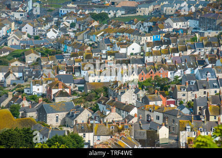 Des vues de Portland heights sur l'Île de Portland du village de Fortuneswell à côté de plage de Chesil, Dorset, Angleterre, Royaume-Uni, Europe Banque D'Images