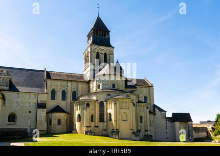 Chevet de l'église de l'abbaye de Fontevraud, Abbaye royale de Fontevraud, dans le Maine-et-Loire, Pays de la Loire, France Banque D'Images