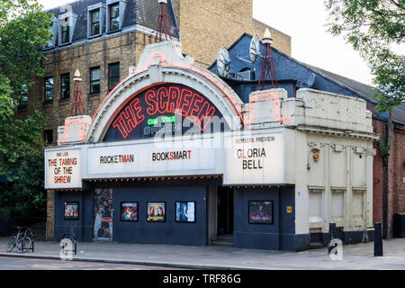 L'écran sur le vert, un seul écran cinéma sur Upper Street, Islington, Londres, Royaume-Uni, 2019 Banque D'Images
