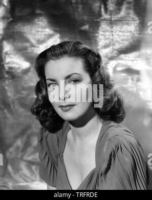 PATRICIA ROC actrice britannique portrait par ROYE circa 1946 Publicité pour Eagle Lion Distributors Ltd Banque D'Images