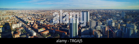 Vue aérienne de Milan, Panorama du Palazzo della Regione Lombardia avec drone Banque D'Images