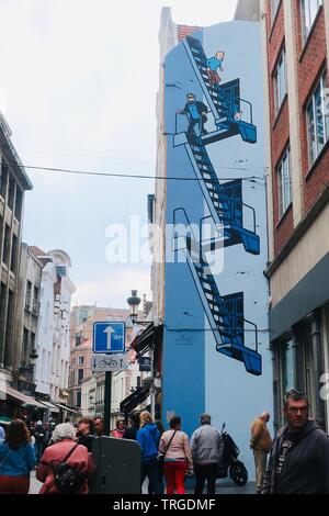 Bruxelles, Belgique - Mai 2019 : Herge's Tin Tin, milou et le capitaine Haddock de secours par la peinture. Rue de l'Etuve, Bruxelles. Banque D'Images