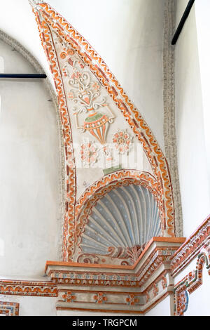 Détail de l'intérieur de la synagogue à Zamosc, Pologne. Peinture et moulage. Renaissance. Récemment restauré dans la communauté juive polonaise. Banque D'Images