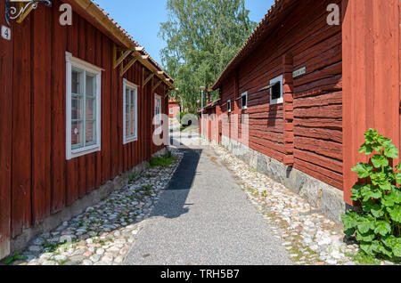 Une rue sans nom dans la partie ancienne de Strängnäs. Banque D'Images