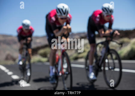 Chris Froome et Geriant Thomas, avec l'équipe d'INEOS les cyclistes aux camp d'entraînement d'altitude du mont Teide, Tenerife, Espagne Banque D'Images