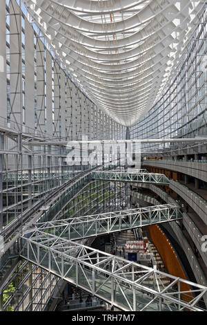 TOKYO, JAPON, 16 mai 2019 : Le Tokyo International Forum Center est un centre d'exposition multifonctionnel, construit sur le site de l'Hôtel de ville de Tokyo, avant Banque D'Images