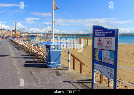 Weymouth, promenade et plage de sable principale centre ville ville de bord côte sud, dorset, England, UK, FR Banque D'Images