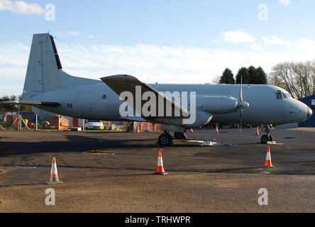 Hawker Siddeley HS-748 Series 2A VH-jours ex Royal Australian Air Force un avion de transport10-608 dans l'entreposage à l'aéroport de Londres Southend. Banque D'Images