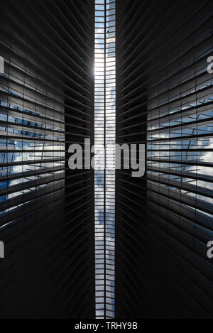L'impressionnante architecture de l'Oculus plaque tournante du transport au centre-ville, New York City's financial district Banque D'Images