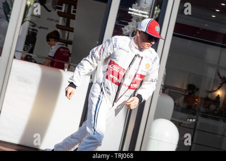 Barcelone, Espagne, 15 mai, 2019 - Kimi Raikkonen de Finlande de (7) Alfa Romeo Racing en paddock durant le test de mi-saison de F1 au Circuit de Catalunya. Banque D'Images