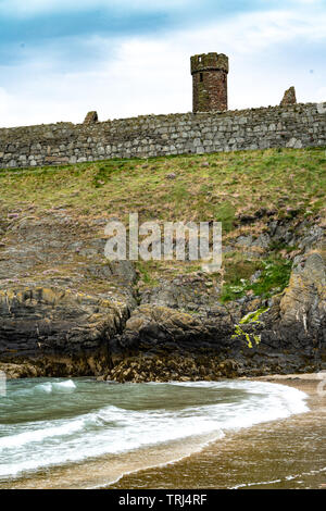 Tour Ronde et 17ème siècle, mur rideau Château de Peel, Isle of Man, Royaume-Uni Banque D'Images