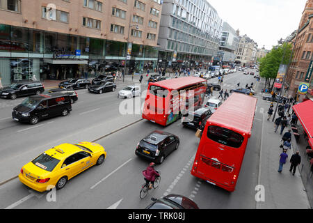 Stockholm, Suède - 23 mai 2017 : la rue Vasagatan je vu vers le nord. Banque D'Images