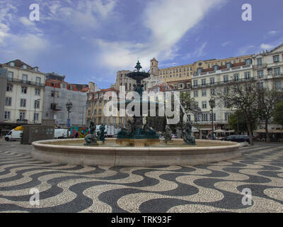 La place Rossio, au coeur de Lisbonne, Portugal Banque D'Images