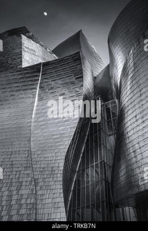 Détails architecturaux de l'édifice contemporain Guggenheim Museum, Bilbao, Pays Basque, Espagne Banque D'Images