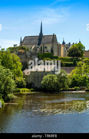 Collégiale Notre Dame de Montreuil-Bellay, Maine-et-Loire, Pays de la Loire, France Banque D'Images