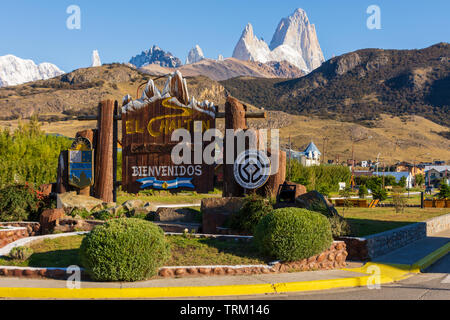 Entrée de la ville d'El Chalten, célèbre pour le mont Fitz Roy en Patagonie de l'Argentine. La zone est un site du patrimoine de l'UNESCO. Banque D'Images