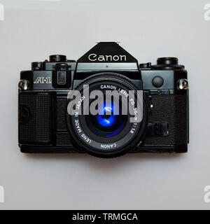 Canon A-1, REFLEX Vintage Camera / Still Life © Clarissa Debenham / Alamy Banque D'Images