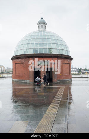 Alexander Binnie's entrée de la Thames tunnel, l'entrée de côté dans la région de Greenwich, London, UK Banque D'Images