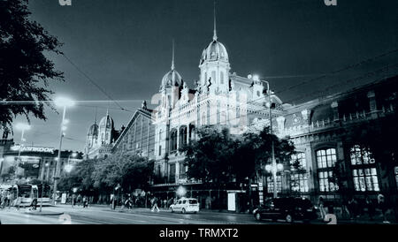 La gare de l'Ouest nuit à Budapest Banque D'Images