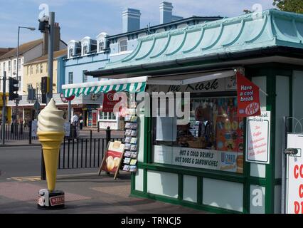 Clacton-on-Sea, Essex, Angleterre, Royaume-Uni, 26/5/10. Organisateur : Ethel Davies. Banque D'Images