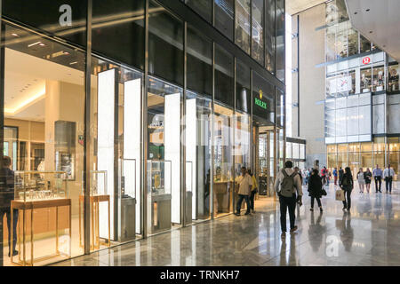 Les boutiques du complexe d'Hudson Yards, NYC, USA Banque D'Images