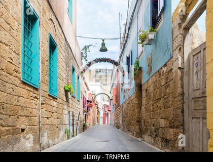 Maisons colorées dans le quartier chrétien, Tyr, Liban Banque D'Images