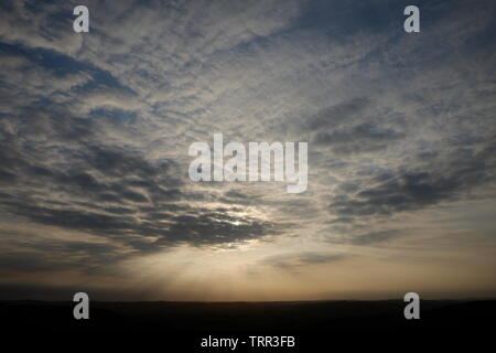 Ciel du soir sur Beeley Moor, Derbyshire, Angleterre Banque D'Images