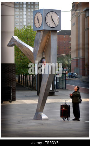 Le voyageur à l'exécution de 'homme' réveil à Glasgow Photo Copyright Chris Watt Tel - 07887 info@chriswatt.com www.chriswatt.com 554 193 Banque D'Images