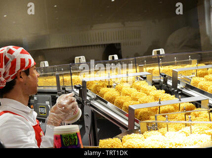 Le Cup Noodle atelier au musée Cup Noodles, à Osaka au Japon. Banque D'Images