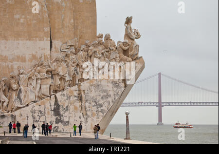 Monumento a los Descubridores (Padrao dos Descobrimentos). Barrio Ciudad de Belém, Lisbonne, Portugal, Península Ibérica, Europa Banque D'Images