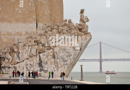 Monumento a los Descubridores (Padrao dos Descobrimentos). Barrio Ciudad de Belém, Lisbonne, Portugal, Península Ibérica, Europa Banque D'Images