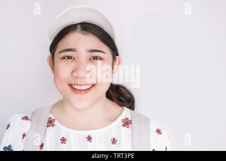 Cute Asian Fat Girl Young smiling avec dents en bonne santé Banque D'Images