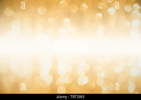 Luxury golden blur bokeh abstract pour le fond Banque D'Images