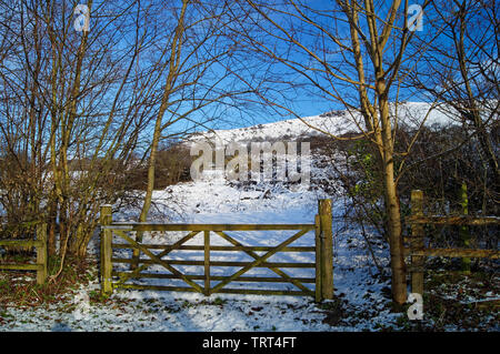 UK,Derbyshire Peak District,bord,Bamford après les fortes chutes de neige Banque D'Images