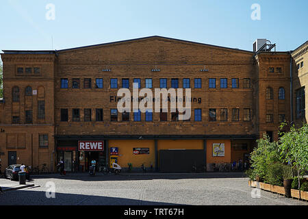 Maintenant une brasserie historique de l'art et de divertissement avec des concerts de rock, spectacles et manifestations en plein air. À Berlin, Allemagne Banque D'Images