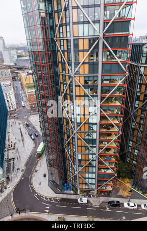 Une vue en hauteur des appartements résidentiels Neo Bankside à Londres, Angleterre, Royaume-Uni, Europe. La nuisance de la décision de la Cour suprême est confirmée Banque D'Images