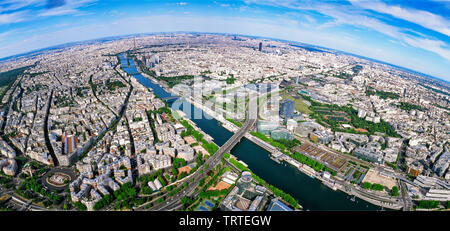 Antenne Panorama de Paris, France Banque D'Images