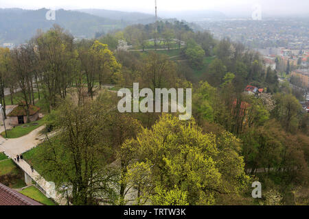 Vue sur Grajski hill, ville de Ljubljana, Slovénie, Europe. Banque D'Images